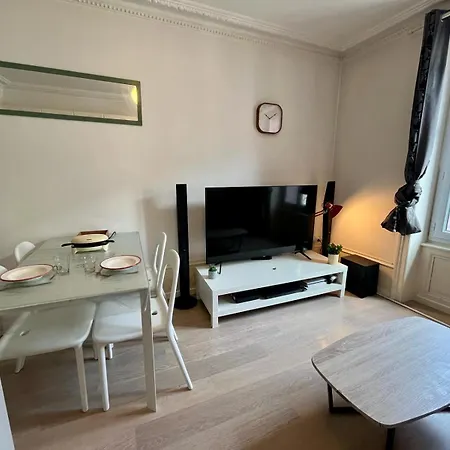 Apartment Joli Plein Centre